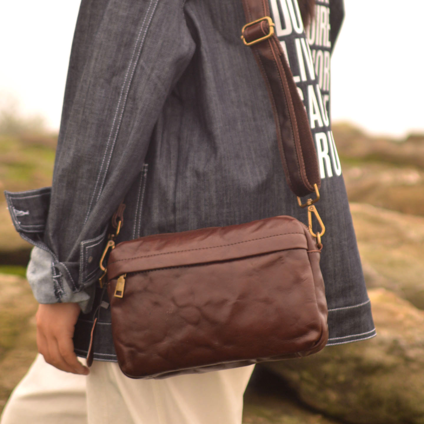 AETOO 새롭게 디자인된 빈티지 크로스바디 백은 태닝 - Leather Backpack Vintage 리뷰 및 가격